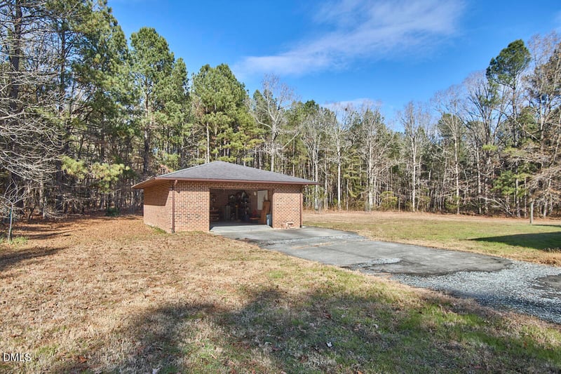 2864 Hewett Ln, Chapel Hill, NC 27516