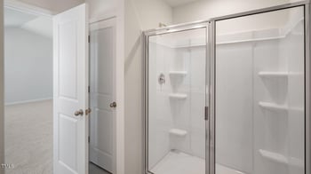2867 Burgess Dr #401, Mebane, NC 27302
