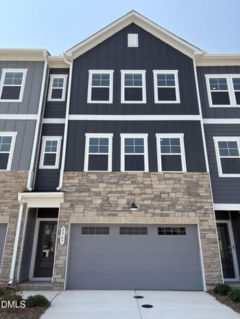 2867 Foster Woods Dr, Apex, NC 27502