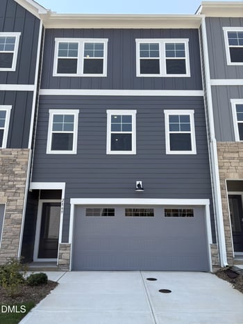 2869 Foster Woods Dr, Apex, NC 27502