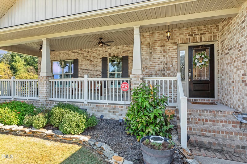 287 Bryerstone Dr, Willow Springs, NC 27592