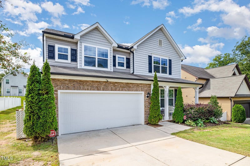 287 Flowers Crest Way, Clayton, NC 27527