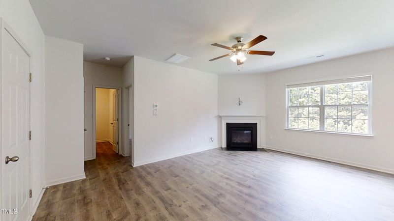 287 N Great White Way, Clayton, NC 27527