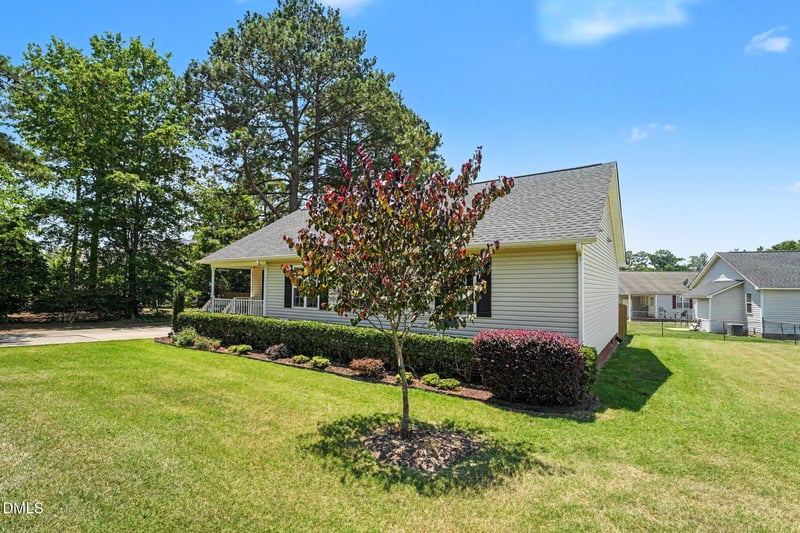 287 Hickory St, Angier, NC 27501