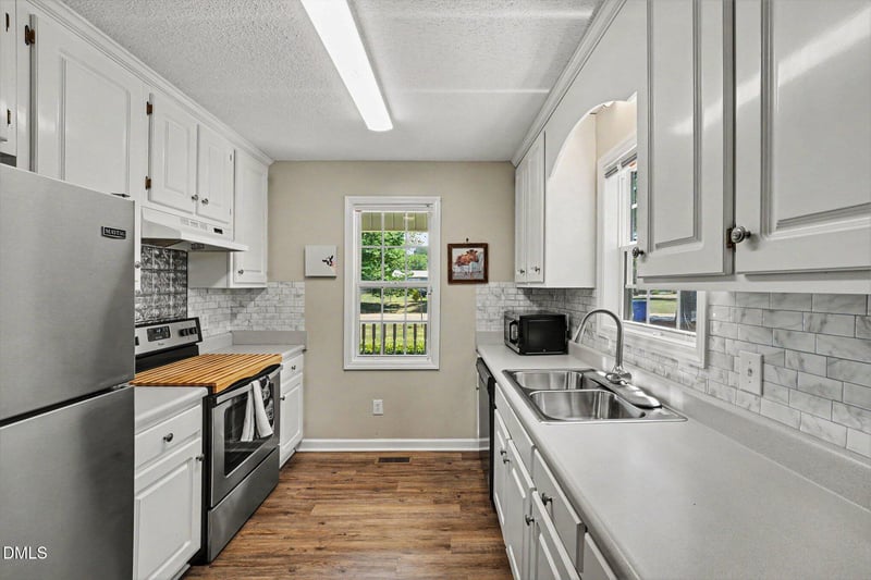 287 N Hickory St, Angier, NC 27501