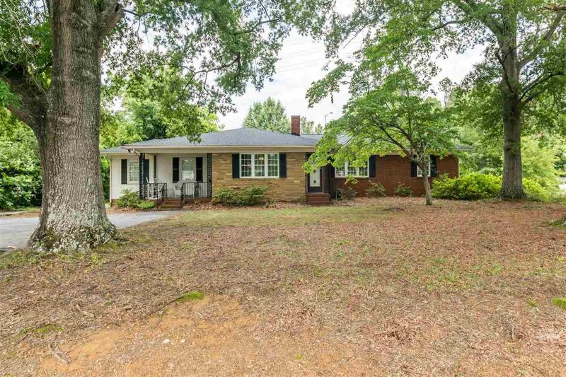 287 E Nc 42 Hw E, Clayton, NC 27527