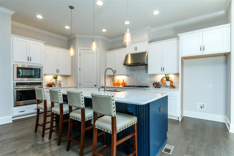 287 Whispering Wind Dr, Chapel Hill, NC 27517