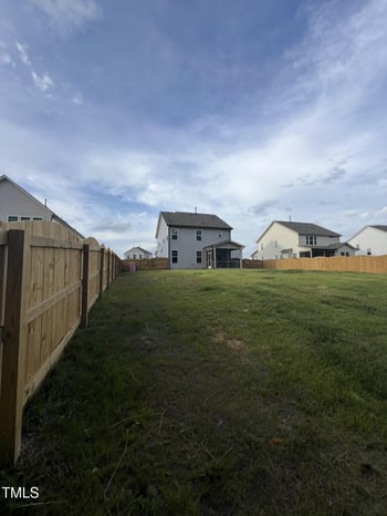 287 Winding Creek Dr, Lillington, NC 27546