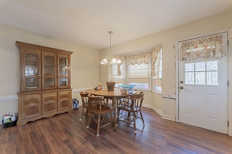 287 Wyndfall Ln, Clayton, NC 27527