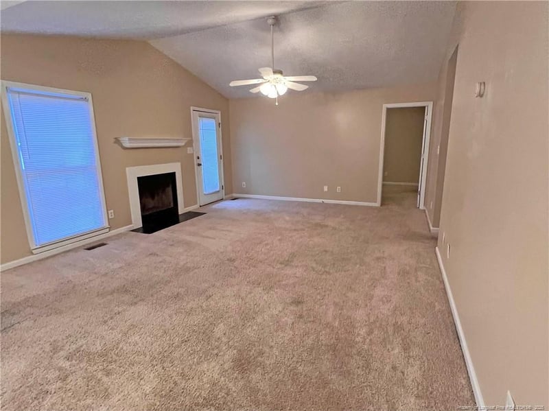 2870 Copenhagen Dr, Fayetteville, NC 28301