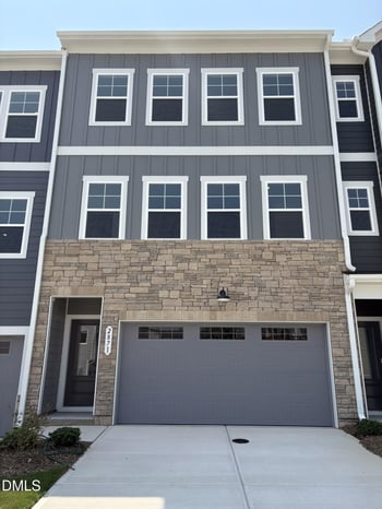 2871 Foster Woods Dr, Apex, NC 27502