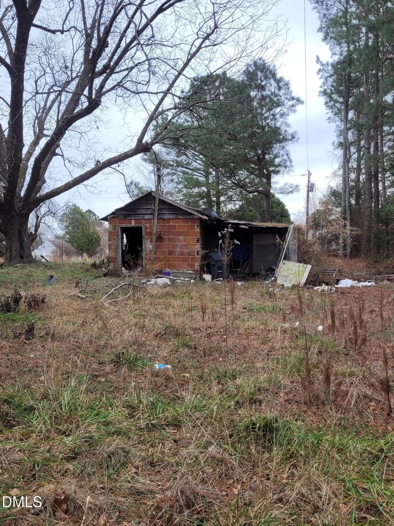 2871 Old School Rd, Four Oaks, NC 27524