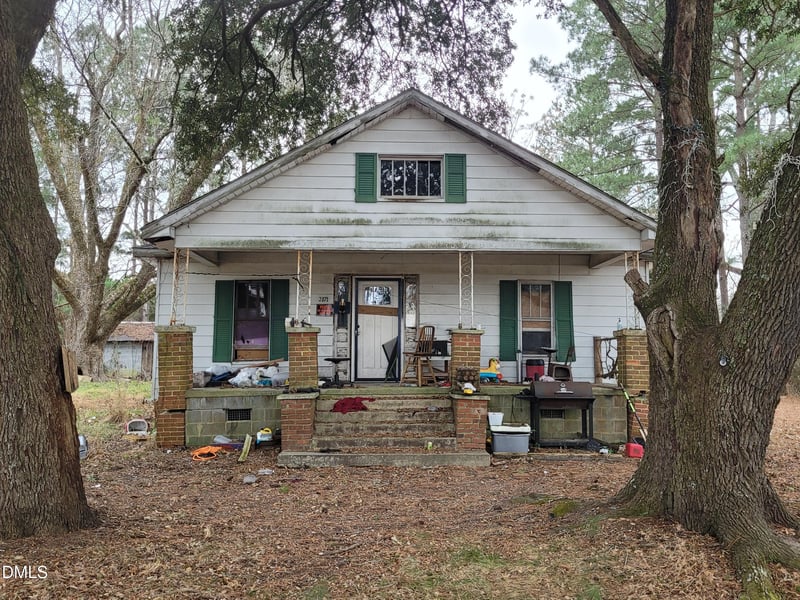 2871 Old School Rd, Four Oaks, NC 27524
