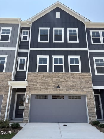 2873 Foster Woods Dr, Apex, NC 27502