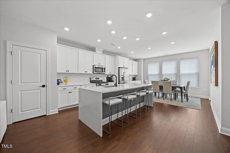 2876 Macintosh Woods Dr, Apex, NC 27502