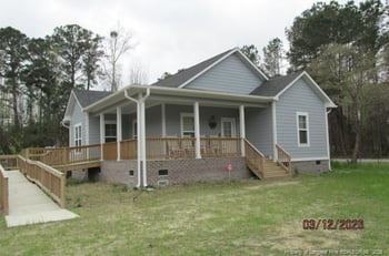 288 Deer Stand Dr, Lumberton, NC 28358