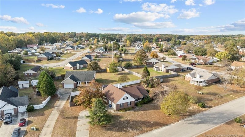 288 Finch Rd, Fayetteville, NC 28306