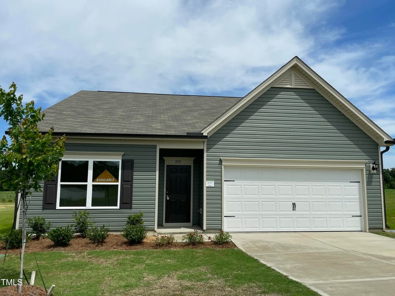 288 Olivia Crossing Ct, Four Oaks, NC 27524