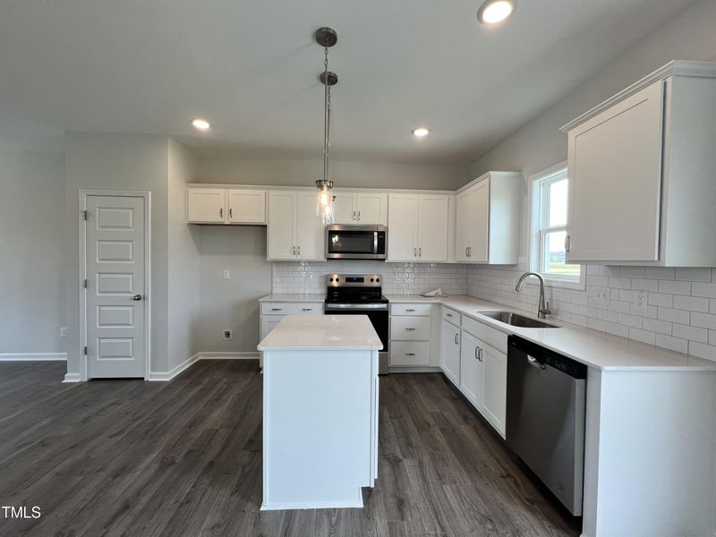 288 W Saltgrass Ln, Smithfield, NC 27577