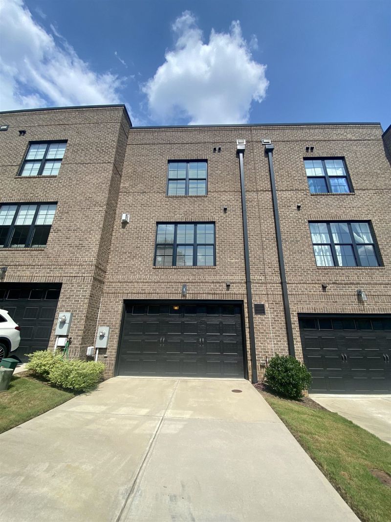 288 Spring Ave, Fuquay Varina, NC 27526
