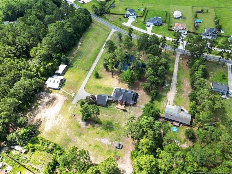 288 Woodington Rd, Hope Mills, NC 28348
