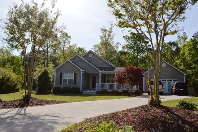 2882 Matthews Rd, Clayton, NC 27520