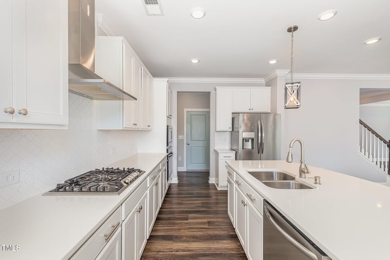 2885 Farmhouse Dr, Apex, NC 27502