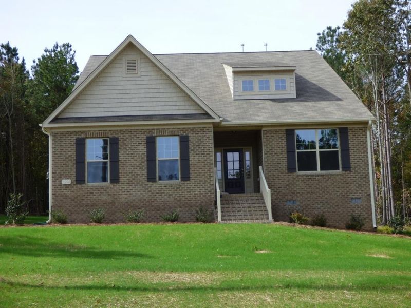 2886 Bingham Dr, Mebane, NC 27302