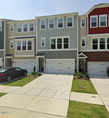 2887 Macintosh Woods Dr, Apex, NC 27502