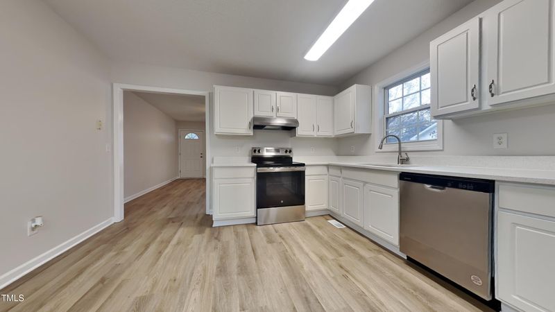2888 Bennington Dr, Clayton, NC 27520
