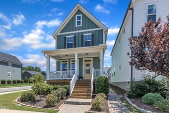 289 Douglas Falls Dr, Wendell, NC 27591