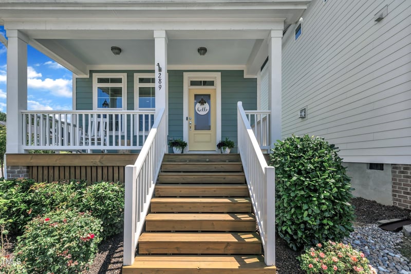 289 Douglas Falls Dr, Wendell, NC 27591