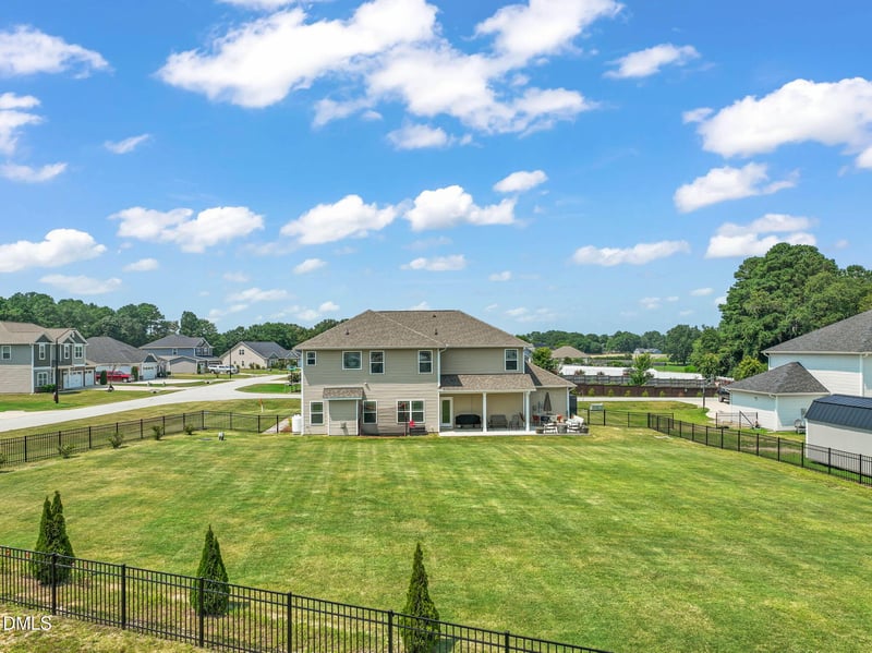 289 Red Hawk Pl, Smithfield, NC 27577