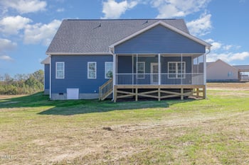 289 Tee Dr, Selma, NC 27576