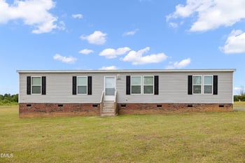 2890 Junior Rd, Kenly, NC 27542
