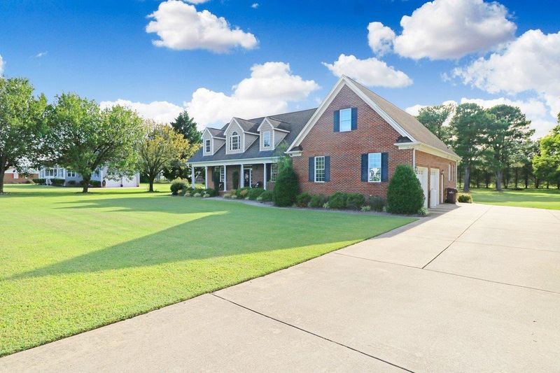 2899 Benson Hardee Rd, Benson, NC 27504