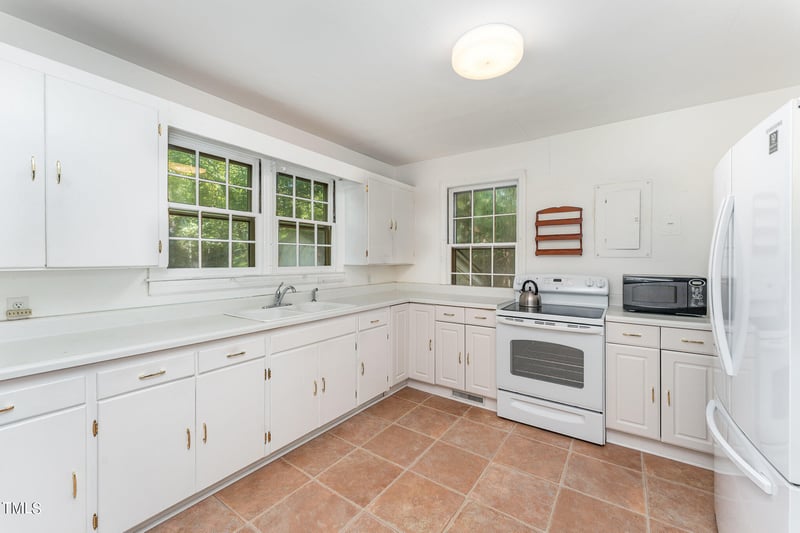29 A Davie Cir, Chapel Hill, NC 27514