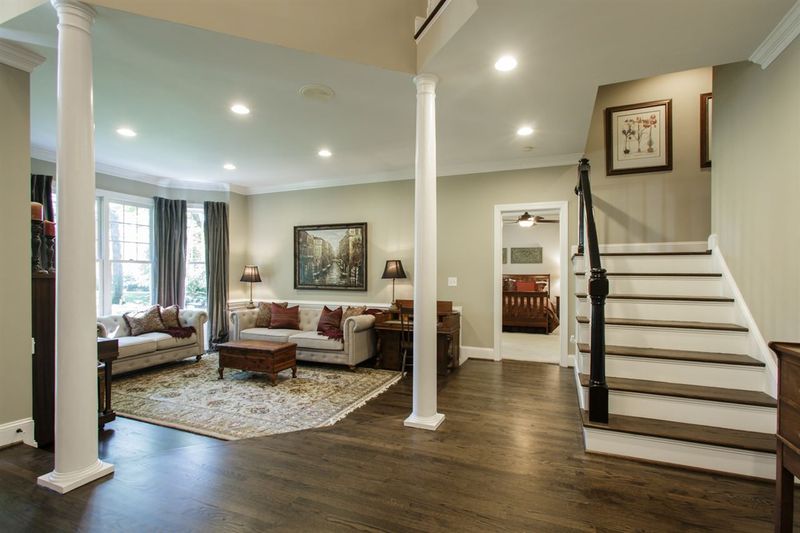 29 Brookside Pl, Durham, NC 27705