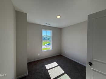 29 Chloe Ct, Selma, NC 27576