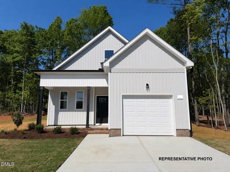 29 W Coulter Ct, Selma, NC 27576
