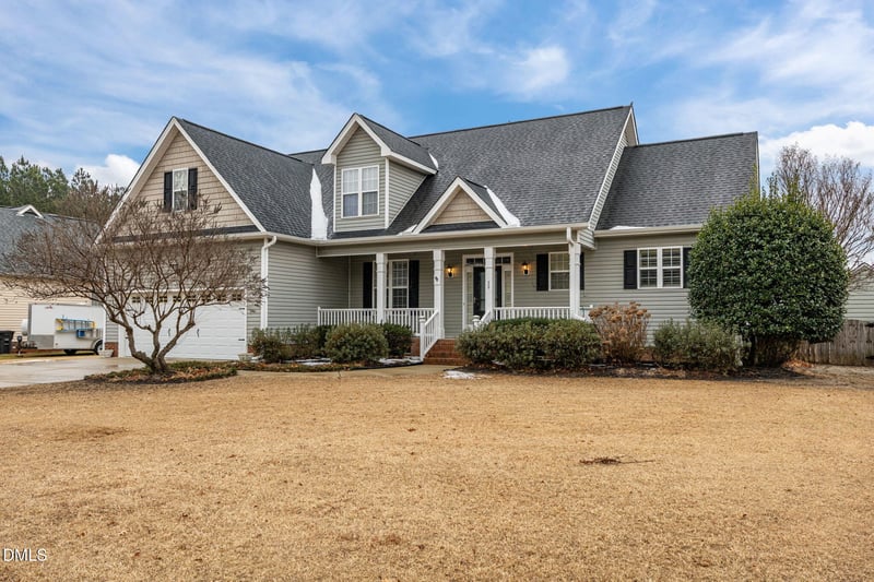 29 Dexterfield Dr, Fuquay Varina, NC 27526