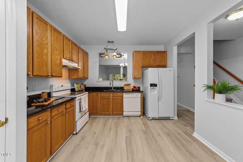 29 Edgebrook Cir, Durham, NC 27703
