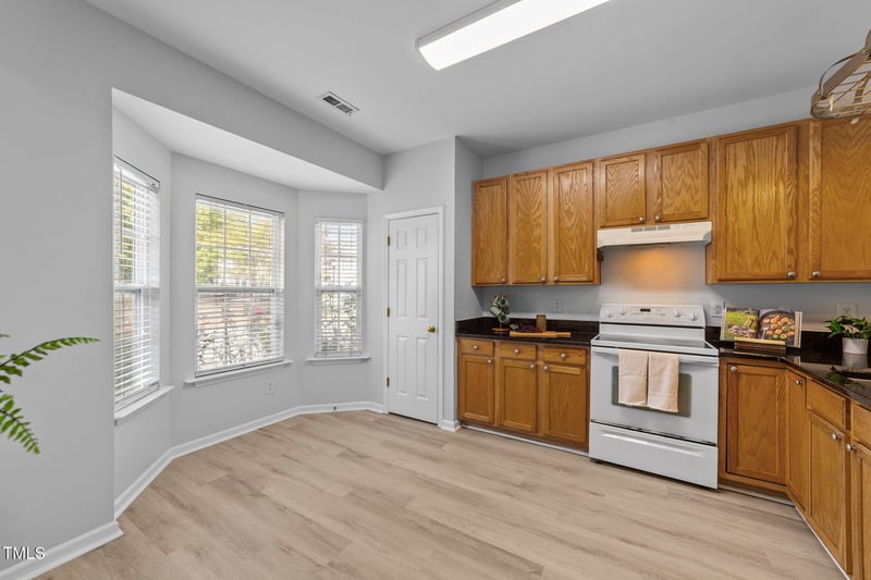 29 Edgebrook Cir, Durham, NC 27703