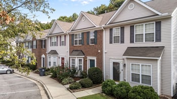 29 Edgebrook Cir, Durham, NC 27703