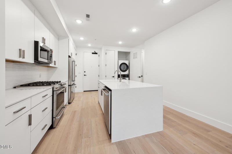 29 Enterprise St #106, Raleigh, NC 27607