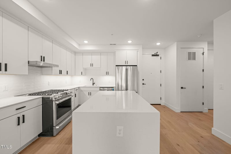 29 Enterprise St #304, Raleigh, NC 27607