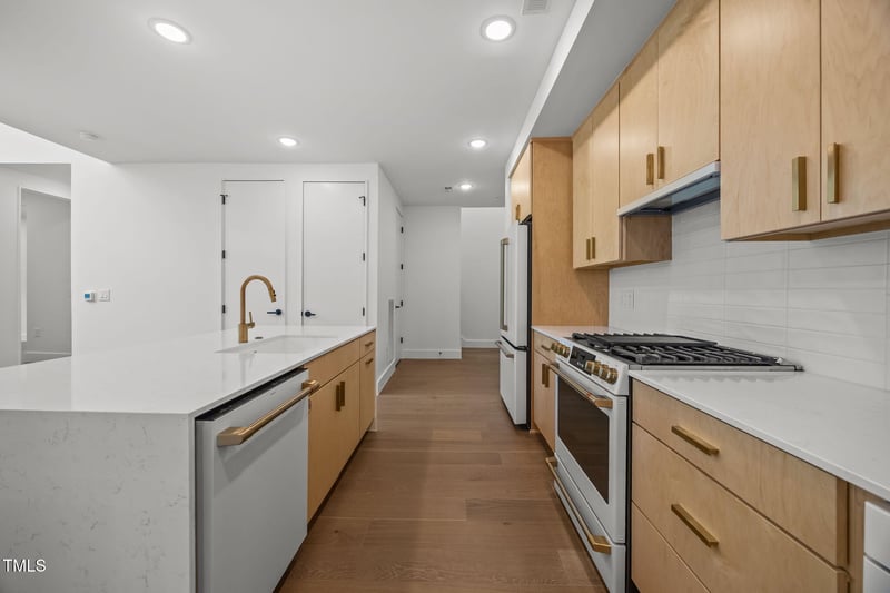 29 Enterprise St #309, Raleigh, NC 27607