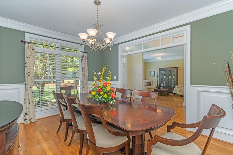 29 Forked Pine Ct, Chapel Hill, NC 27517