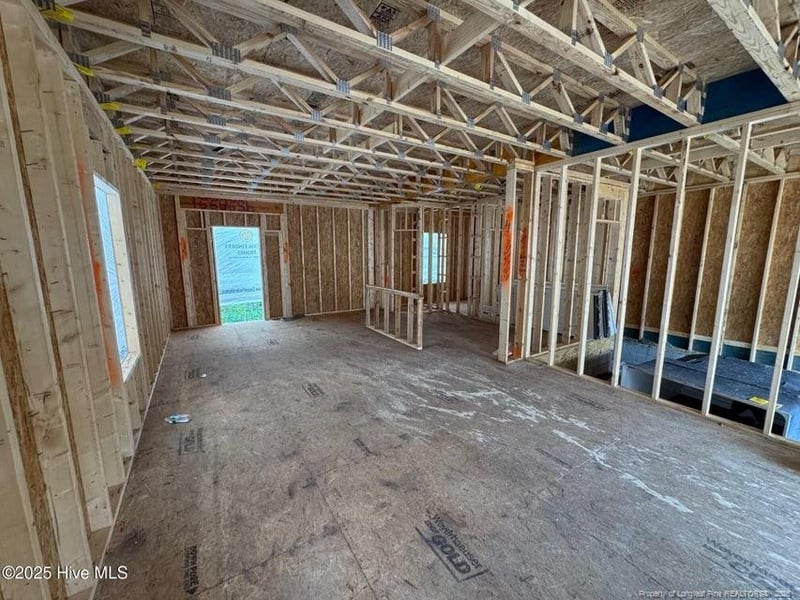 29 Horse Trot Ln, Sanford, NC 27332