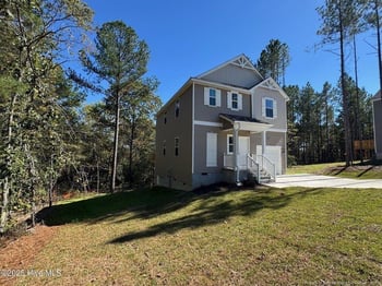 29 Horse Trot Ln, Sanford, NC 27332